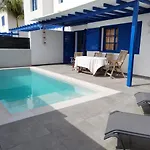 Maria Luisa * Playa Blanca (Lanzarote)