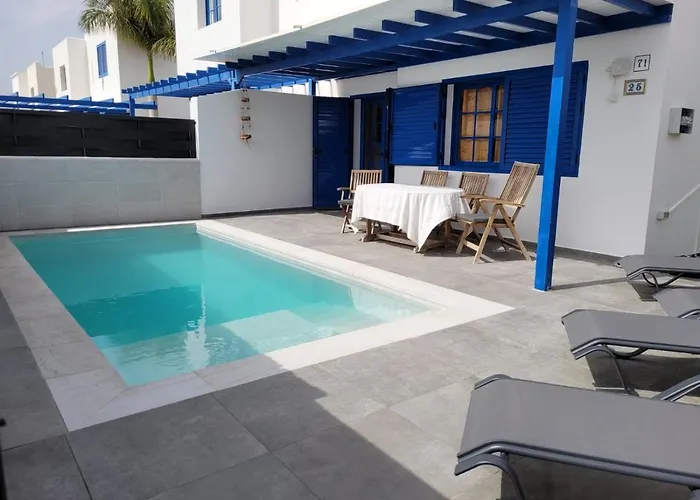 Maria Luisa * Playa Blanca (Lanzarote)